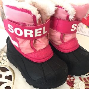 Pink Sorel toddler boots. Size 7